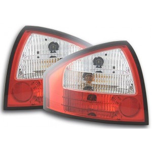 Zadn&iacute; čir&aacute; světla Audi A6 97-04 &ndash; červen&aacute;/krystal