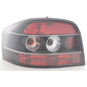 Zadn&iacute; čir&aacute; světla Audi A3 8P 03-09 &ndash; čern&aacute;